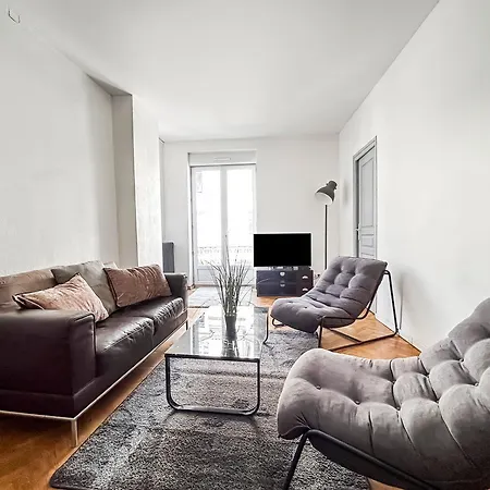 Le Balcon De La Comedie *