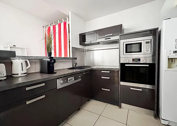 Le Balcon De La Comedie *